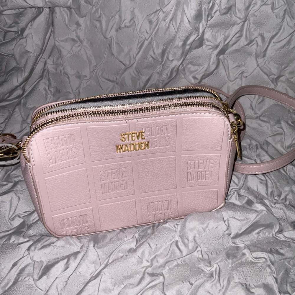 Steve Madden Pink Textured Crossbody Bag with Gold Hardware